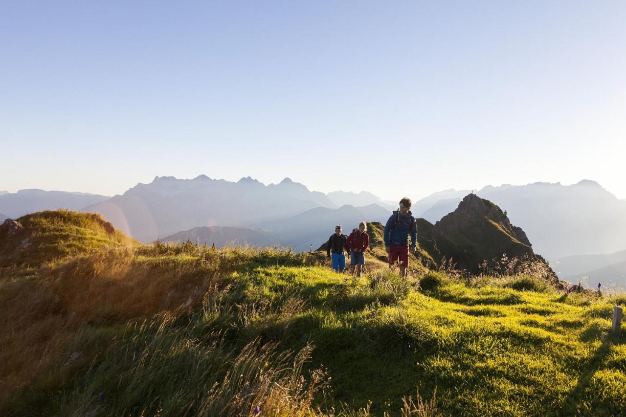 Hotel Alpin Tyrol - Kitzbueheler Alpen ซางค์ท โยฮันน์ อิน ทิโรล ภายนอก รูปภาพ