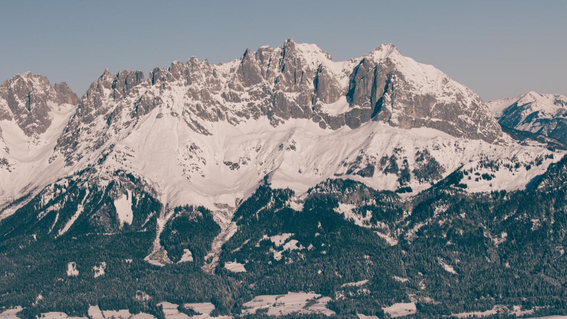 Hotel Alpin Tyrol - Kitzbueheler Alpen ซางค์ท โยฮันน์ อิน ทิโรล ภายนอก รูปภาพ